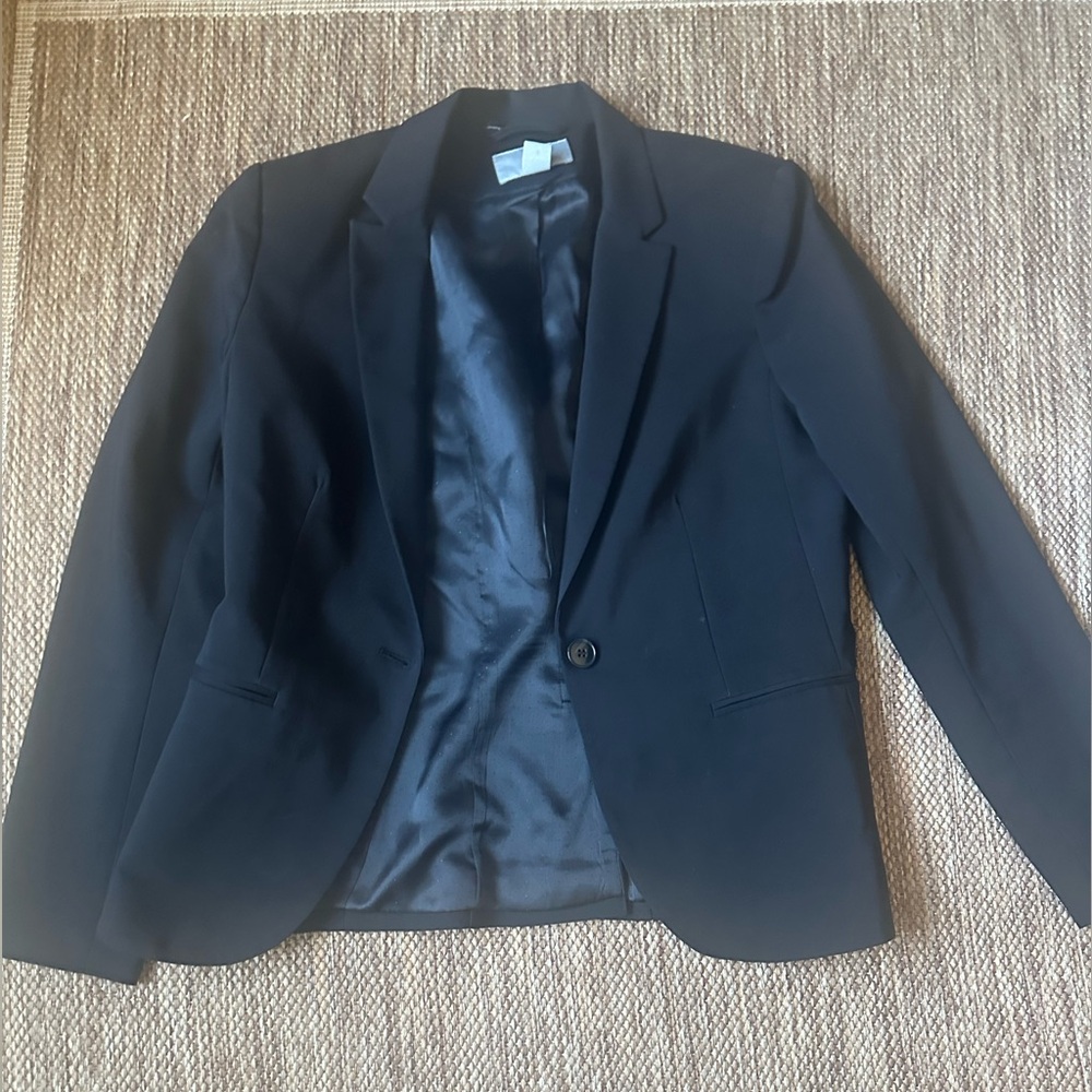 H&M Black Fitted Blazer size 10